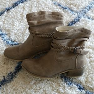 Tan Boots